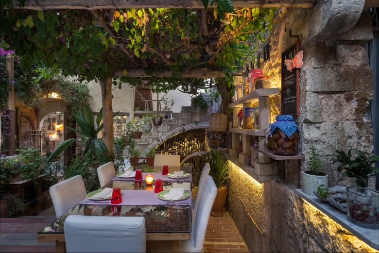 Avli Restaurant_Rethymno - Feature Image